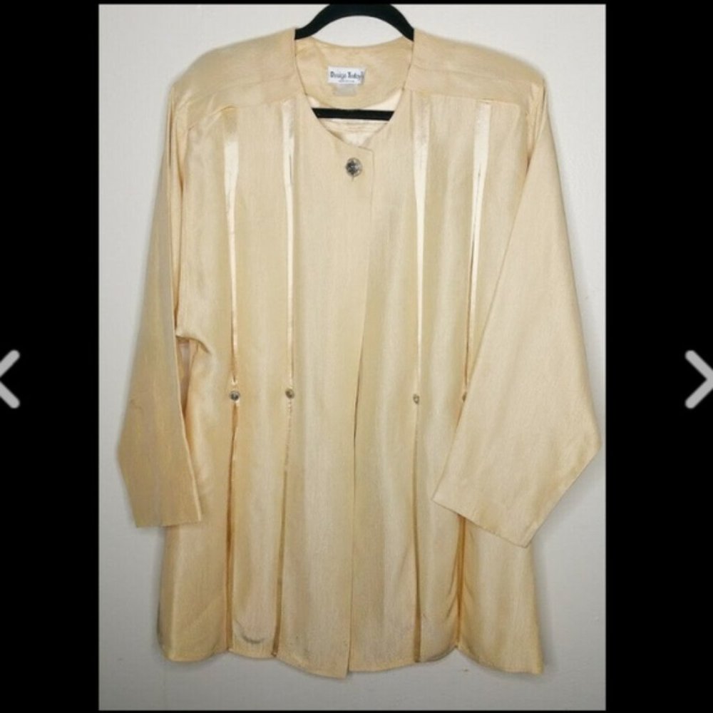 Design Today's M Vintage Open Panel Jacket Top